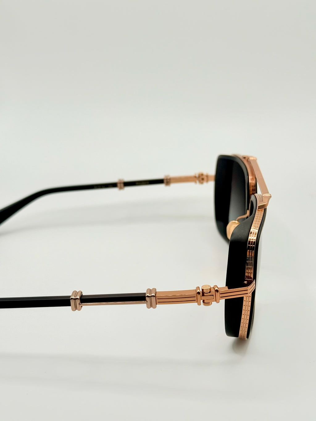 Officier Black/Gold