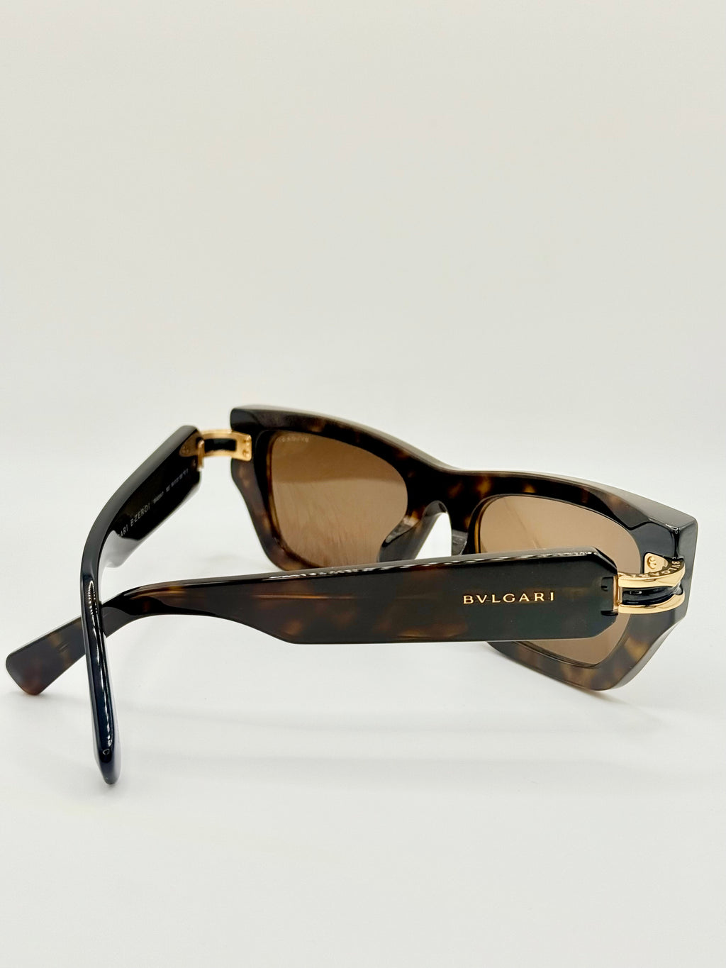 B.zero1 Brown Lens