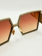 30Montaigne Gold/Green